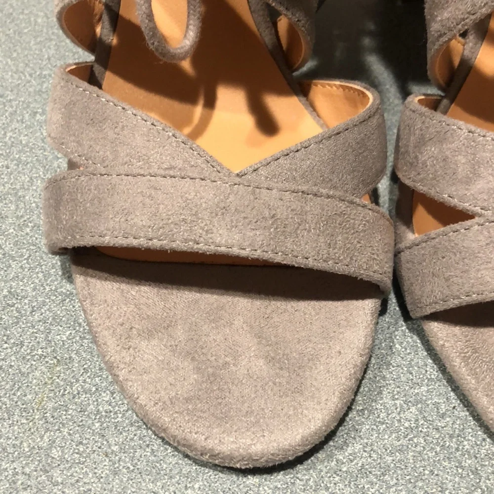 XOXO Footwear Balta Grey - Picture 2 of 16